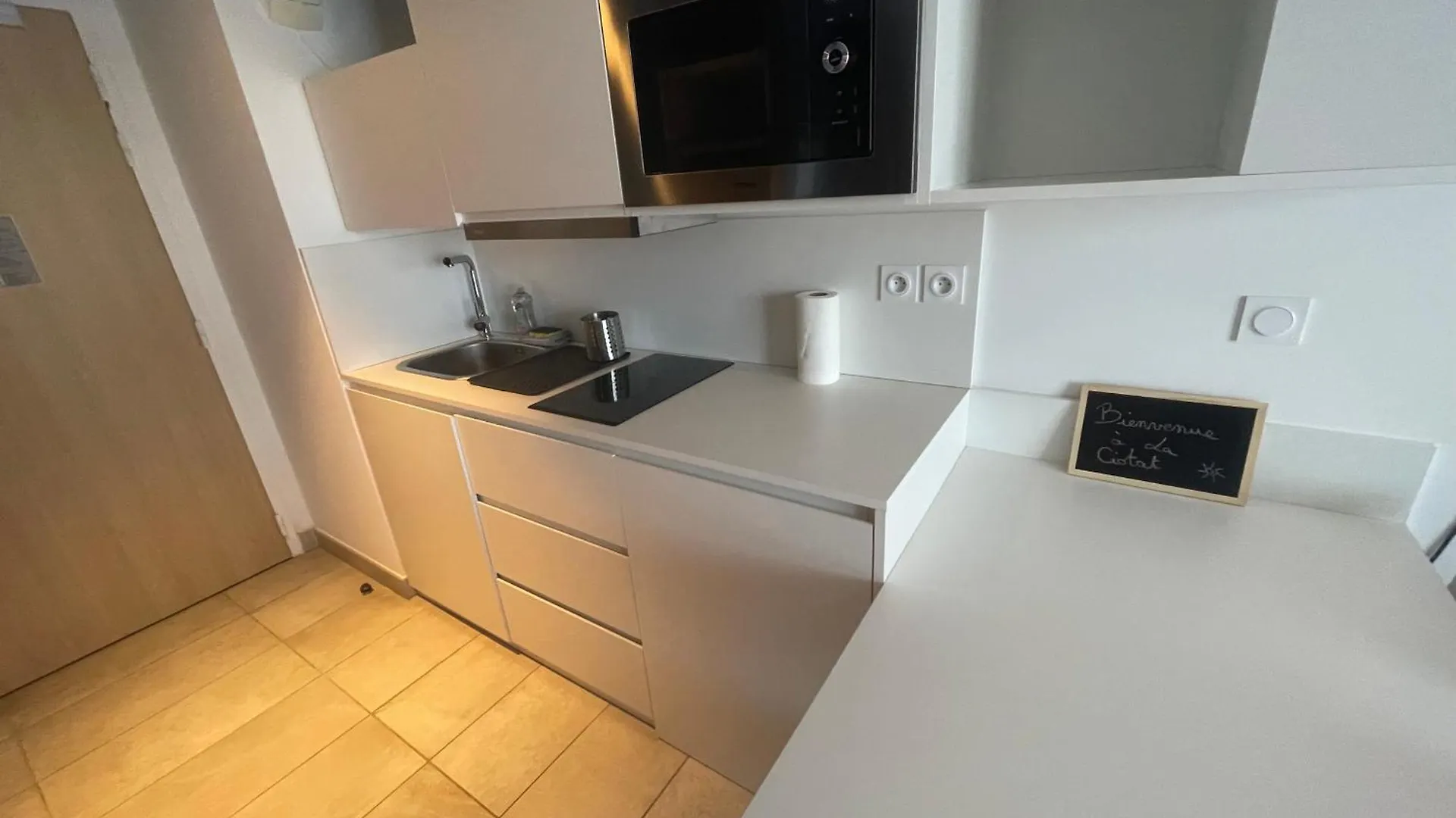 Mugel T2 Bloom Le Spot Apartment La Ciotat France